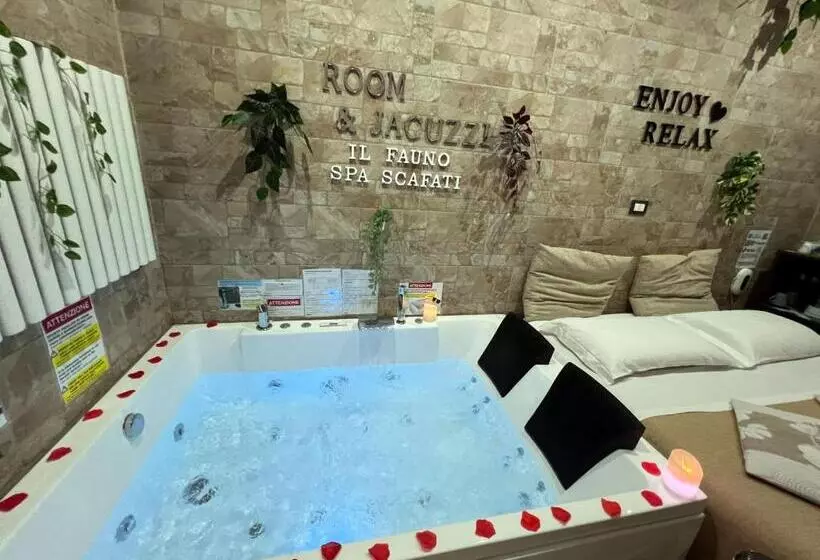 مبيت وإفطار Il Fauno   Suite & Spa