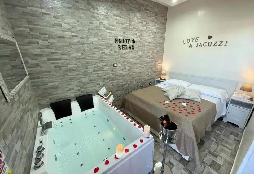 مبيت وإفطار Il Fauno   Suite & Spa