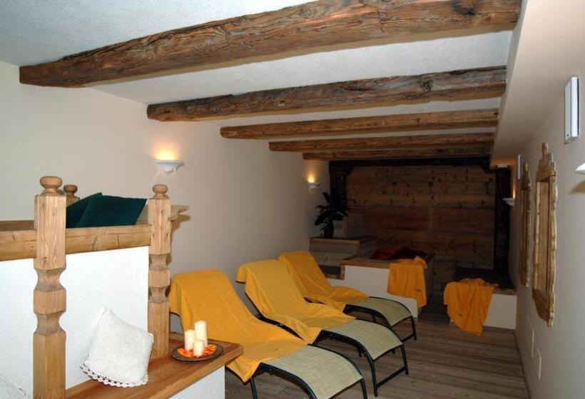 Centro Pineta Family Hotel & Wellness