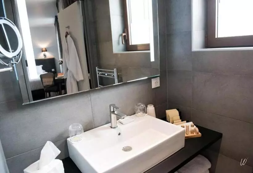 Отель Armes De Champagne