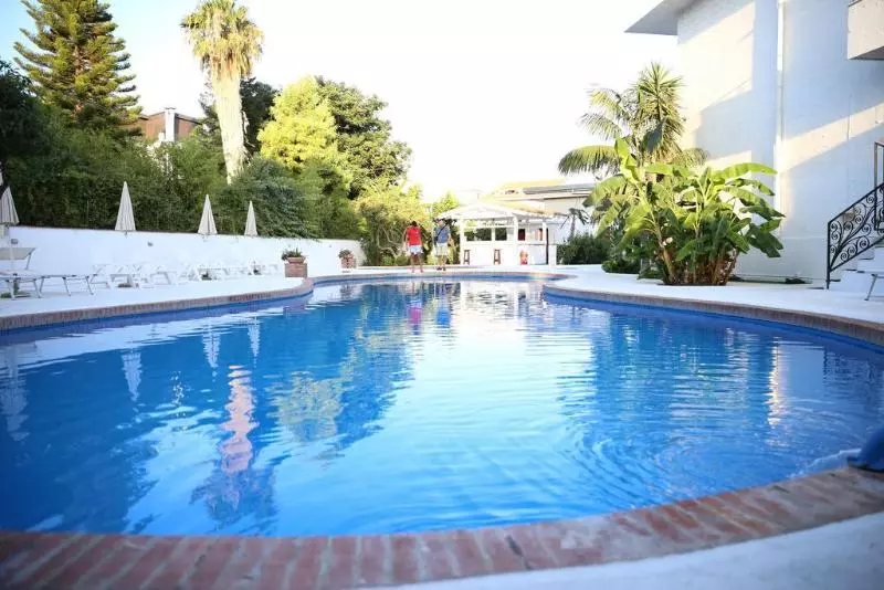 Hotel Assinos Palace