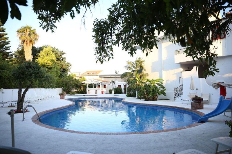 فندق Assinos Palace