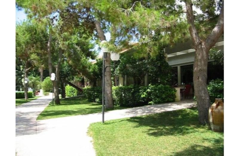 בית מלון כפרי Club Astor