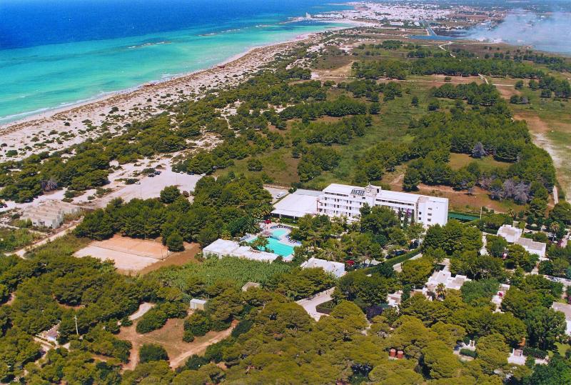 בית מלון כפרי Club Astor