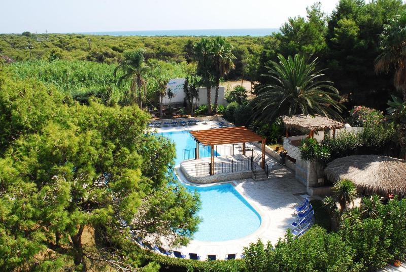 בית מלון כפרי Club Astor