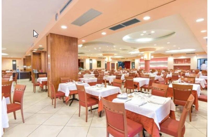 בית מלון כפרי Club Astor