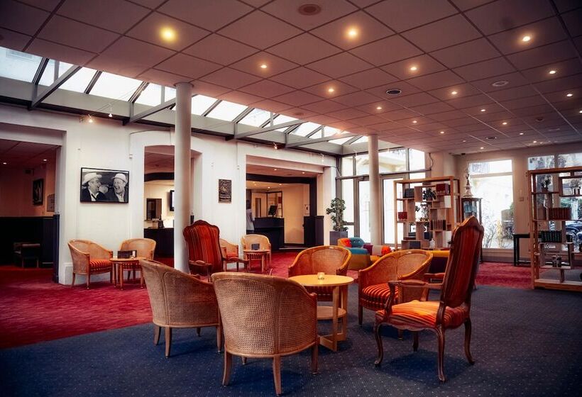 فندق Grand Hôtel De Courtoisville