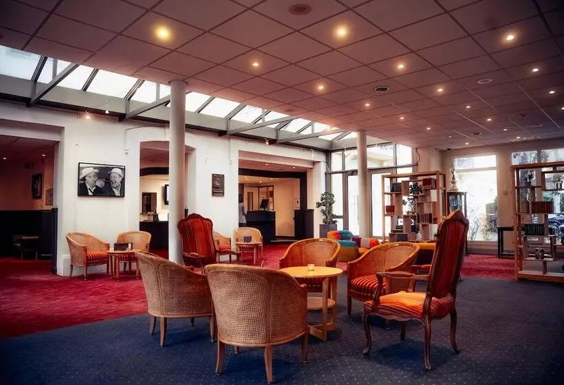 ホテル Grand Hôtel De Courtoisville