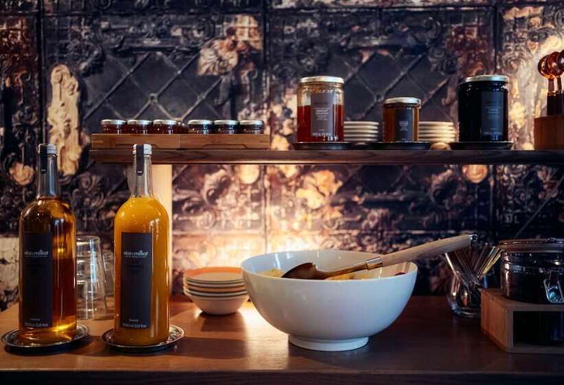 فندق Grand Hôtel De Courtoisville