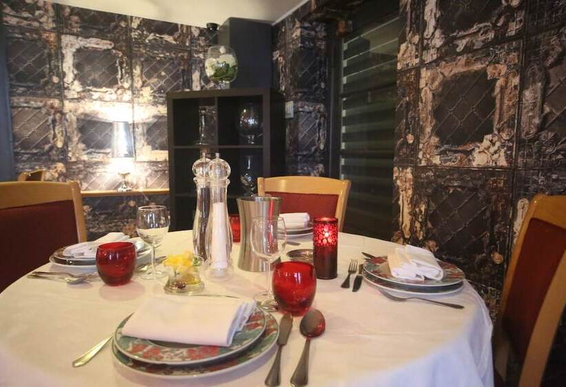 فندق Grand Hôtel De Courtoisville