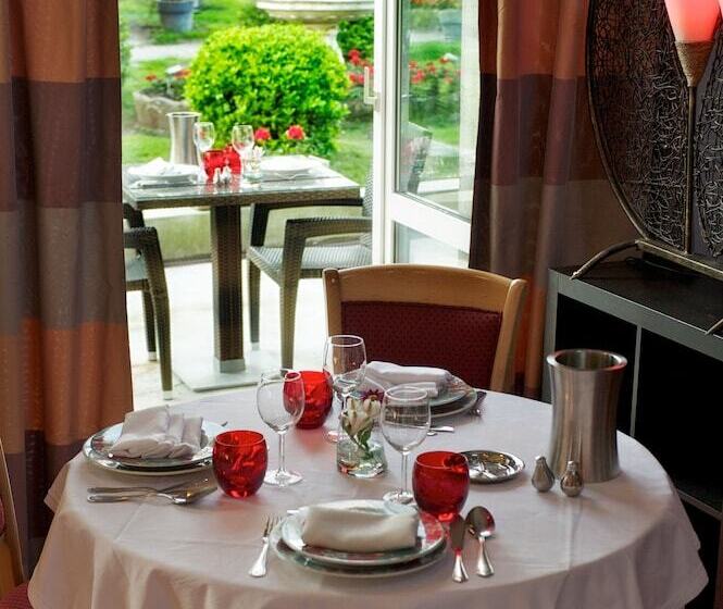 فندق Grand Hôtel De Courtoisville