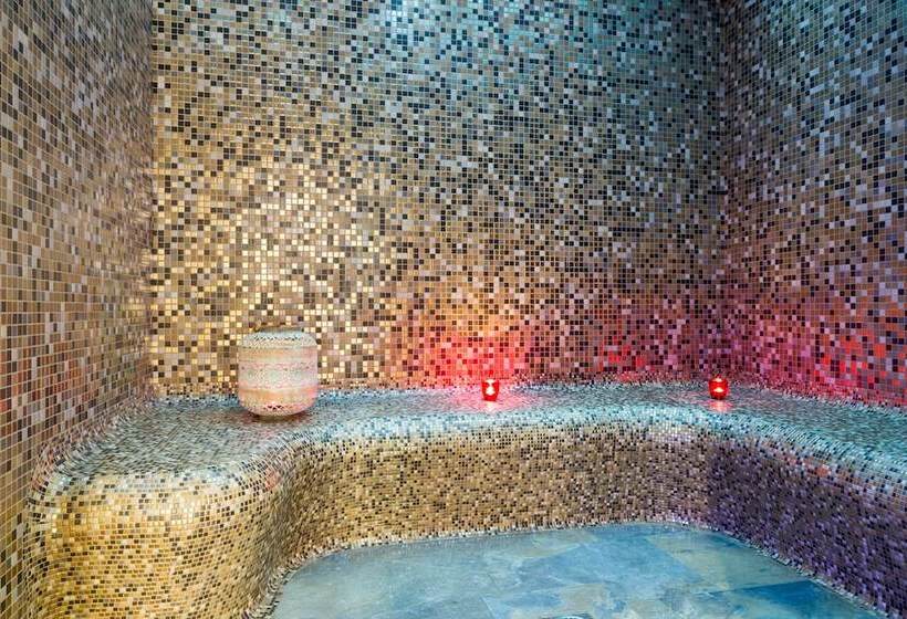 فندق Grand Hôtel De Courtoisville