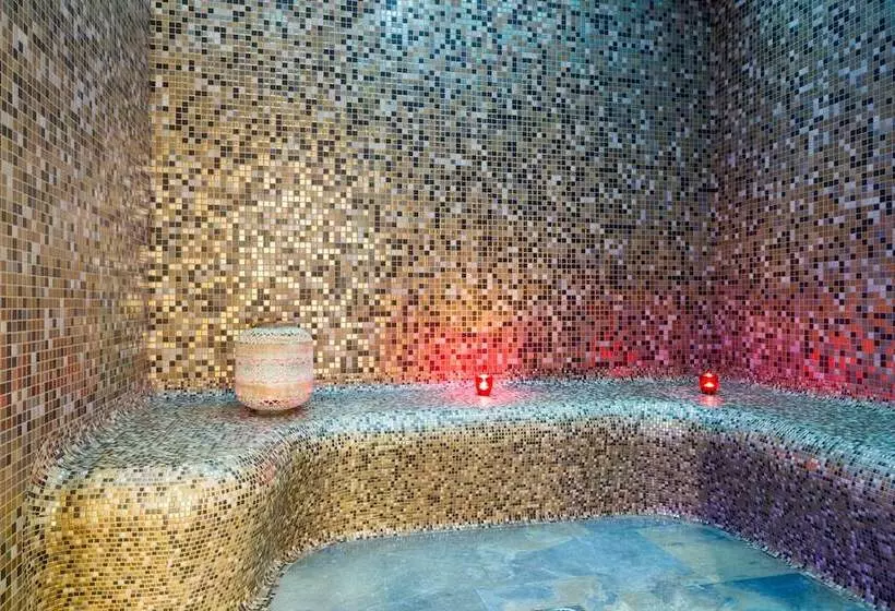 ホテル Grand Hôtel De Courtoisville