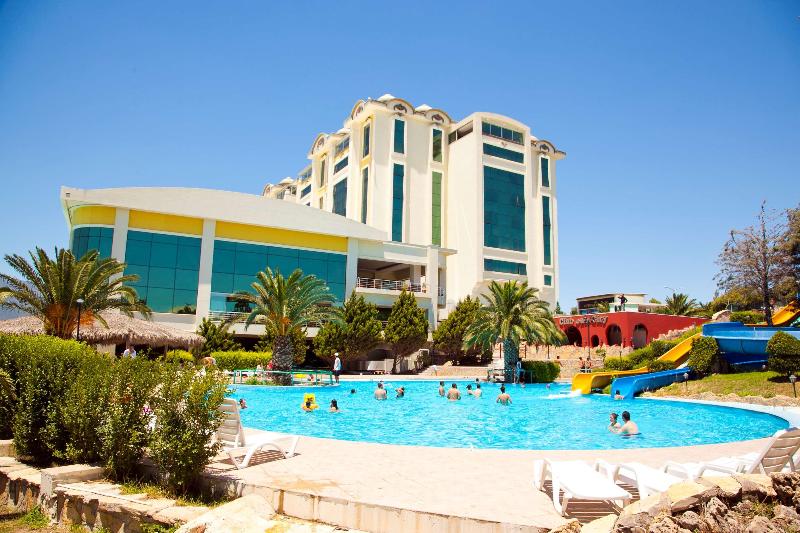 בית מלון כפרי Gungor Ottoman Palace Thermal Resort