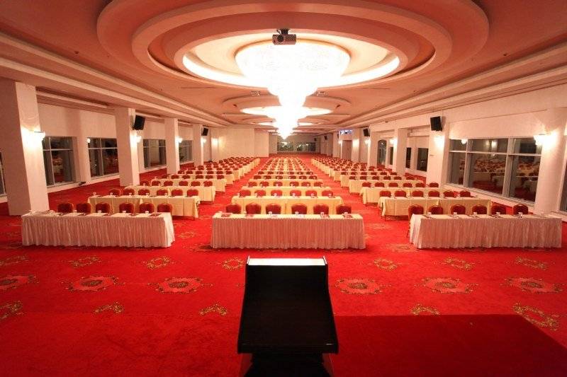 בית מלון כפרי Gungor Ottoman Palace Thermal Resort