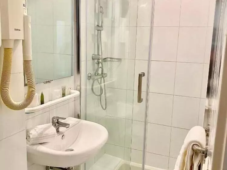 酒店 Hôtel Brimer Cannes