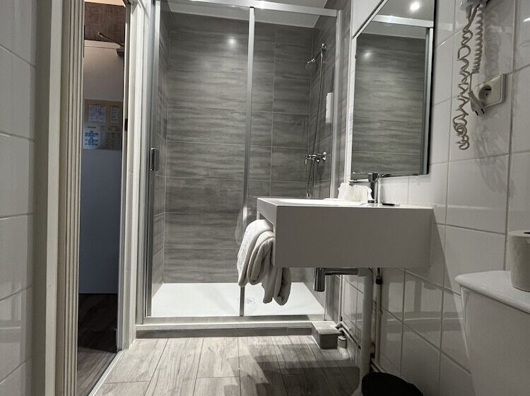 فندق Hôtel De Troyes