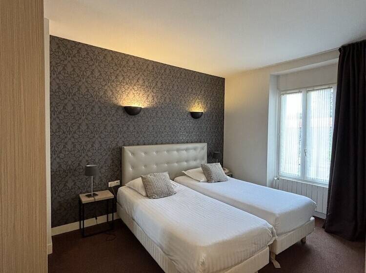 فندق Hôtel De Troyes