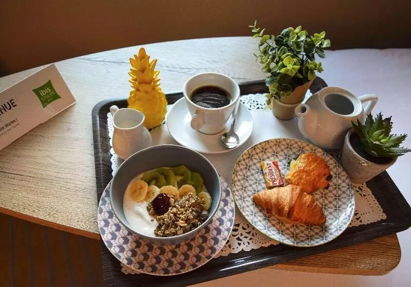 호텔 Ibis Styles Crolles Grenoble A41