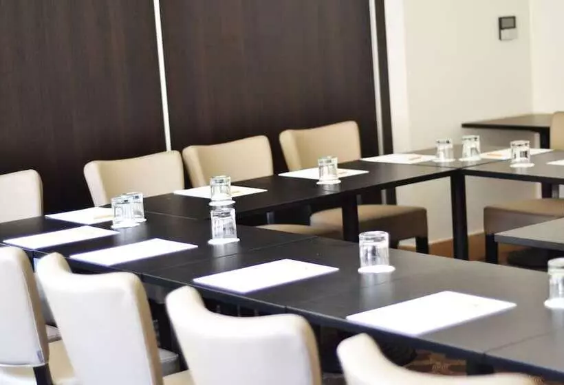 ホテル Jehan De Beauce   Teritoria