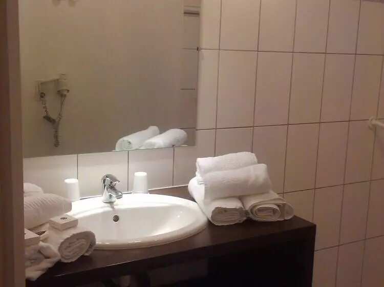 Hotel L Oree Des Chateaux