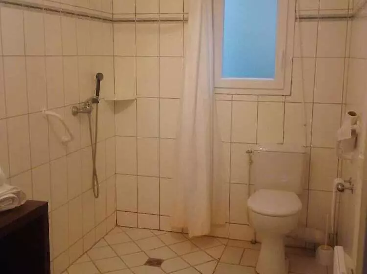 Hotel L Oree Des Chateaux