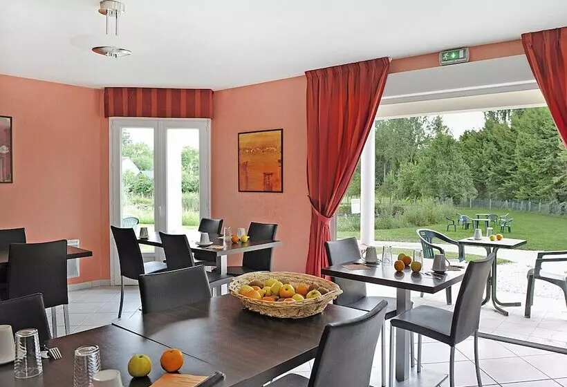 Hotel L Oree Des Chateaux