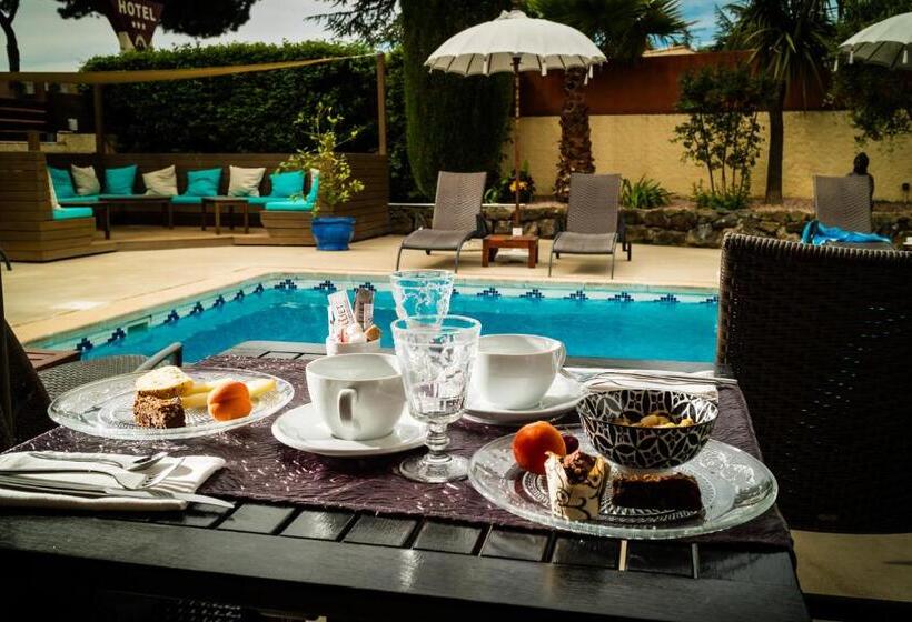 فندق La Bergerie Du Cap