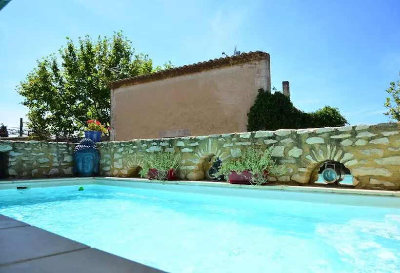 ホテル Le Saint Laurent