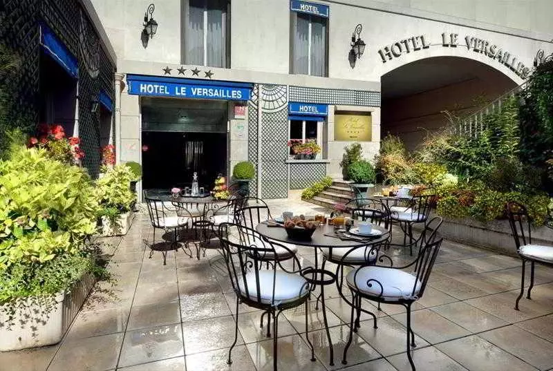 هتل Le Versailles