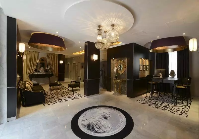 هتل Le Versailles