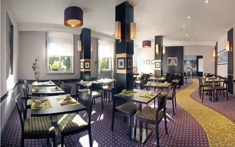 هتل Le Versailles