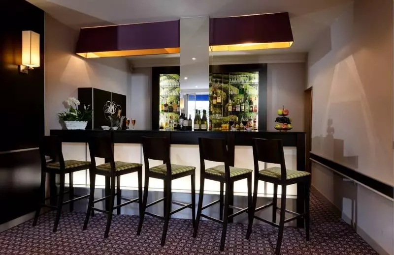 هتل Le Versailles