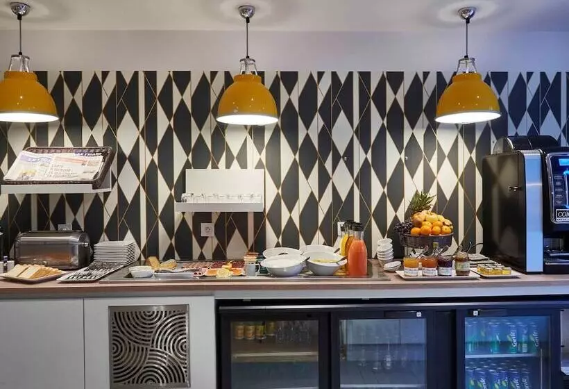 ホテル Mercure Brest Centre Les Voyageurs