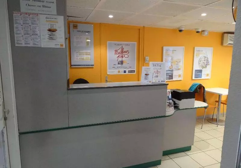 Otel Premiere Classe Lyon Sud   Chasse Sur Rhône