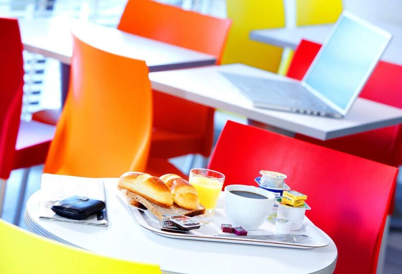 Отель Premiere Classe Marne La Vallée   Torcy