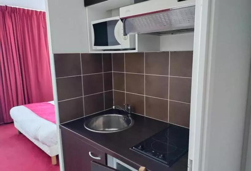 Отель Résidence Hôtelière Des Ondes