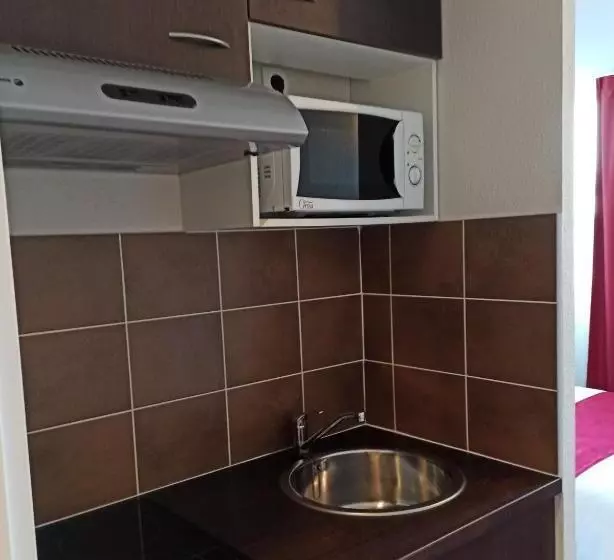 Отель Résidence Hôtelière Des Ondes