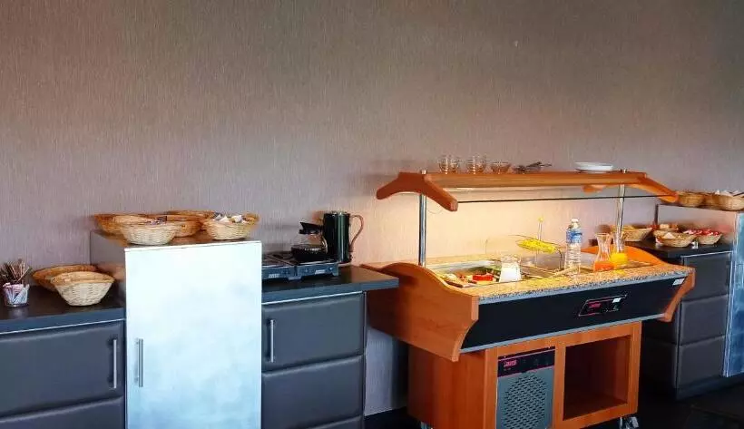 Отель Résidence Hôtelière Des Ondes