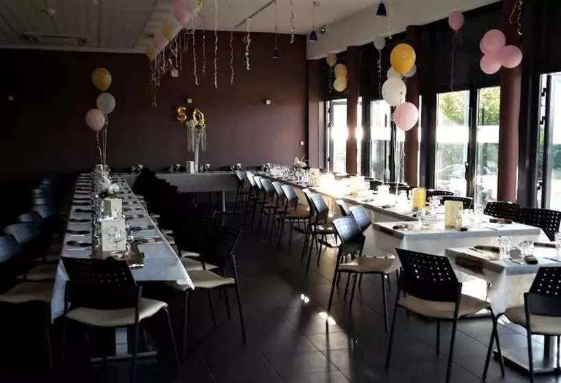 Отель Résidence Hôtelière Des Ondes