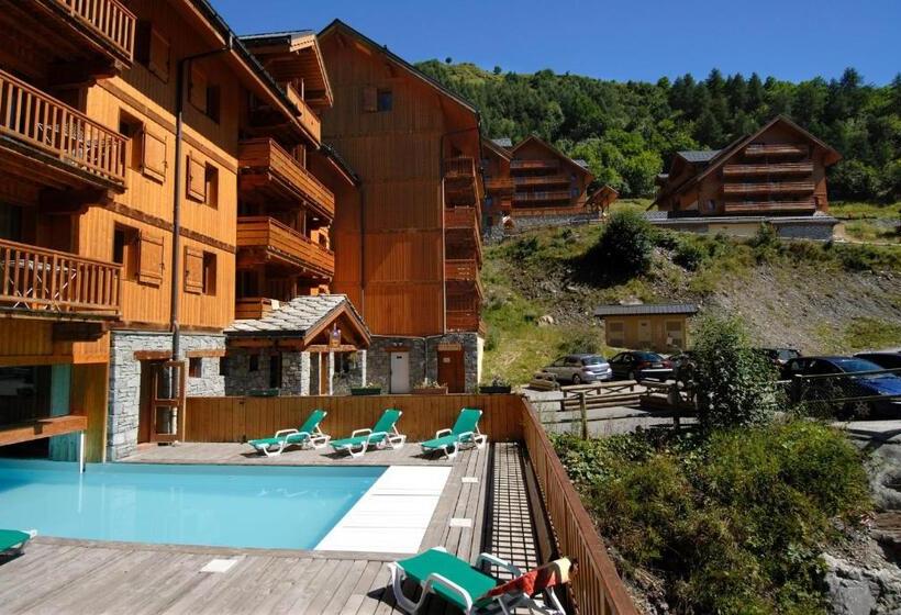 هتل Residence Odalys Le Hameau Et Les Chalets De La Vallee D Or