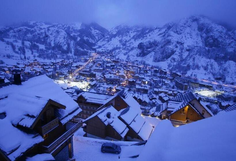 هتل Residence Odalys Le Hameau Et Les Chalets De La Vallee D Or