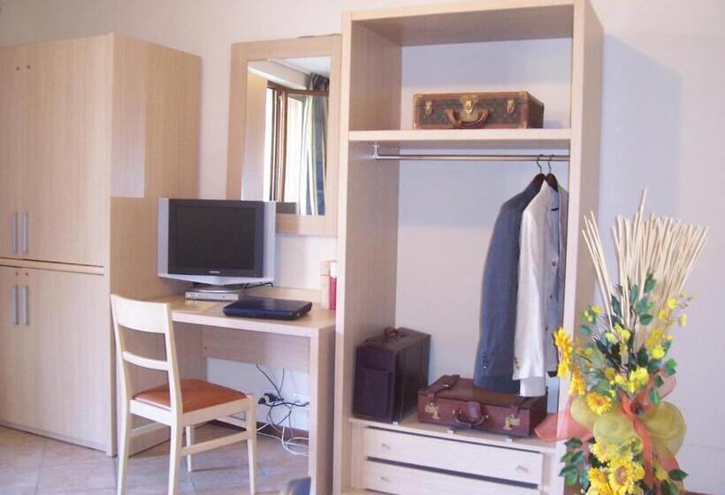 酒店 Ristorante Tre Leoni