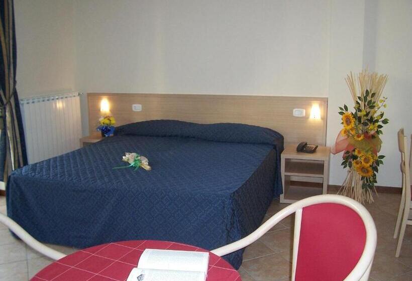 酒店 Ristorante Tre Leoni