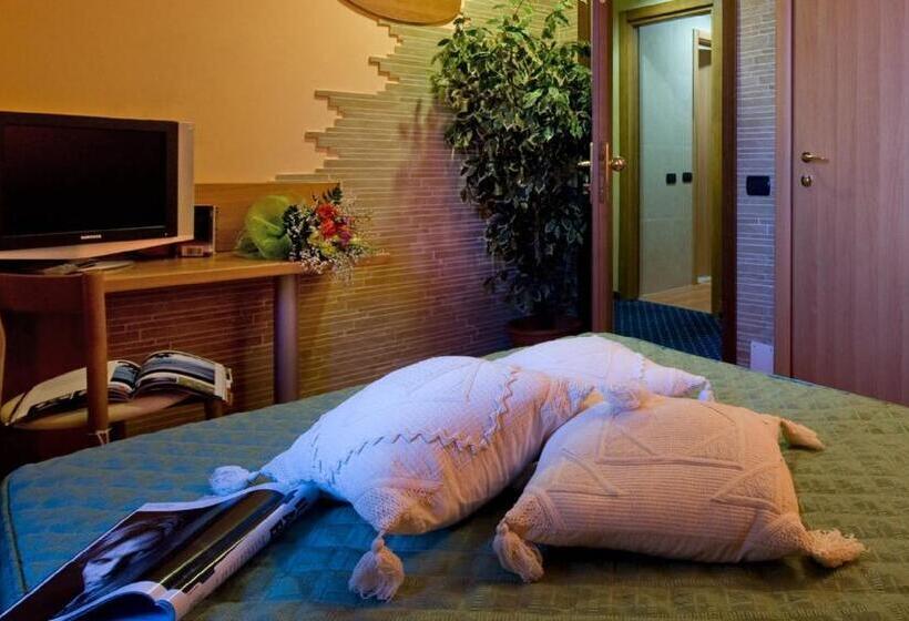 酒店 Ristorante Tre Leoni