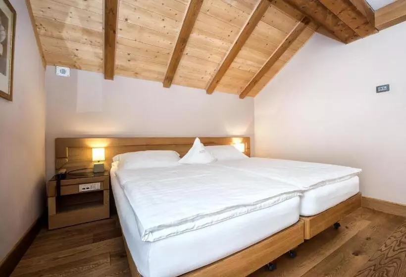 ホテル Sertorelli Sport