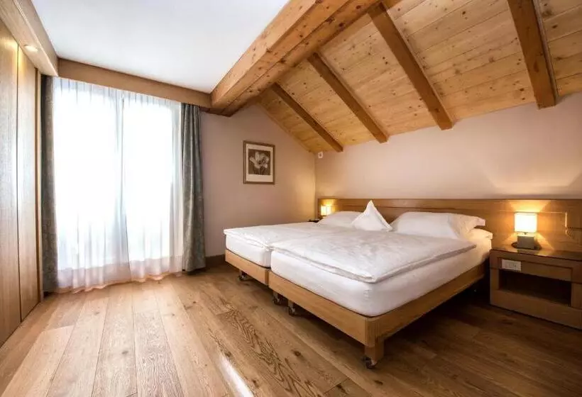 ホテル Sertorelli Sport