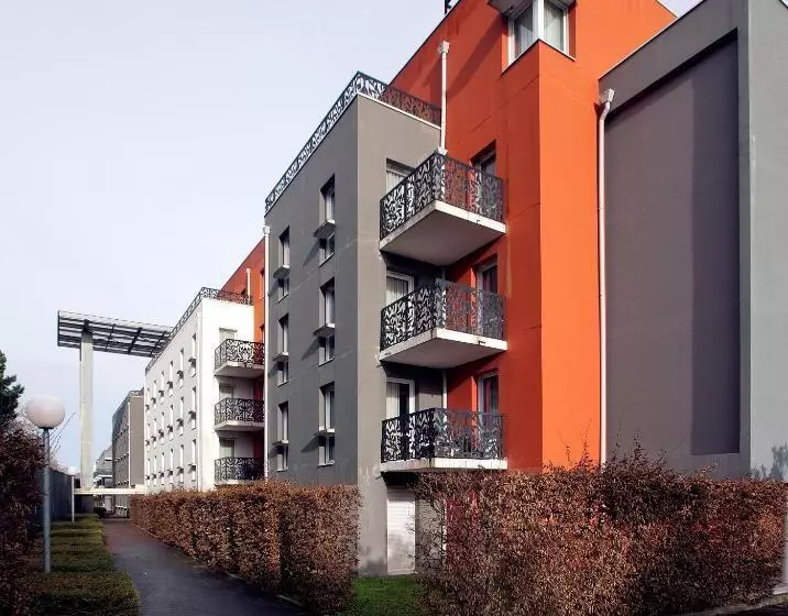 هتل Séjours & Affaires Nantes La Beaujoire