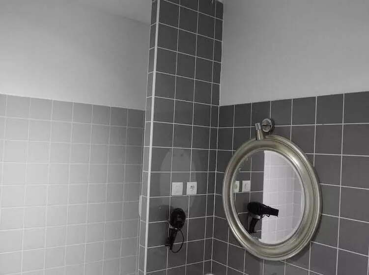 בית מלון כפרי Street Art