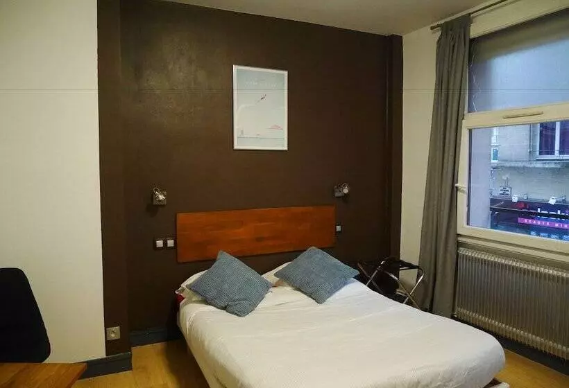 בית מלון כפרי Street Art